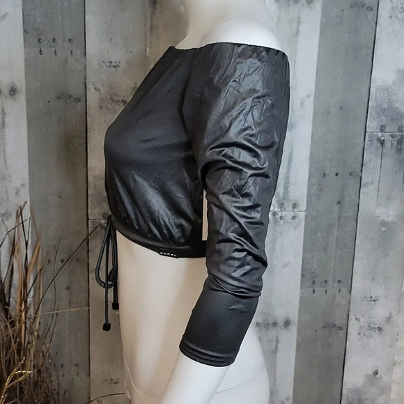 Koral Drawstring  Shimmer Off Shouder Crop Top - Picture 4 of 10